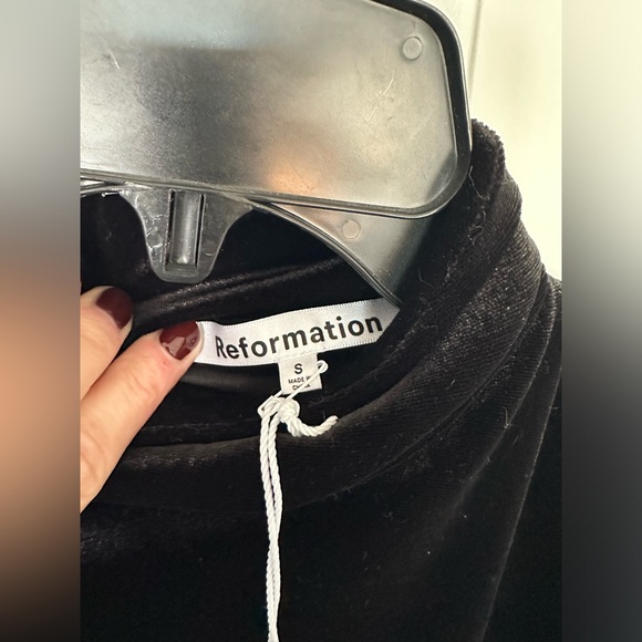 Reformation Velvet Dress - Picture 11 of 14